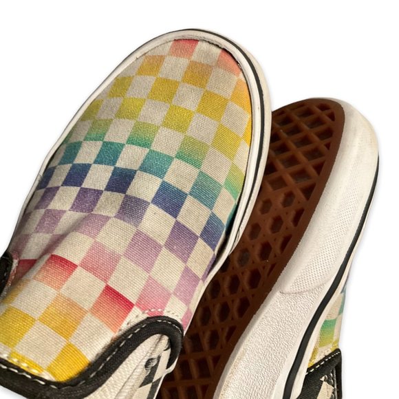 Vans Asher Rainbow Checkerboard Slip-On Sneaker - Size 3 (big kids) - Picture 7 of 8